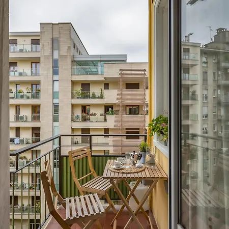 Life-corso Flat With Private Balcony