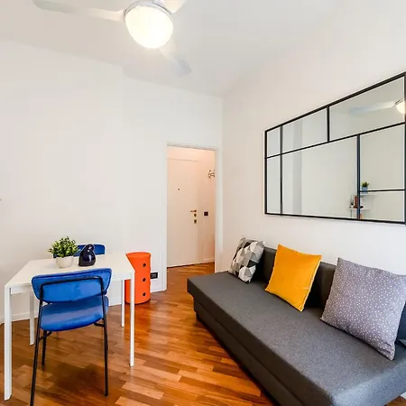 アパート Life-corso Flat With Private Balcony ミラノ
